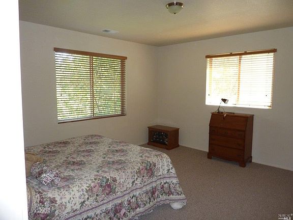 5th image of 685 Spanish Canyon Dr