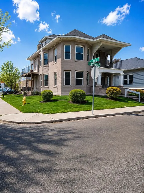 1 bed, 749 sqft, $675 — Photo 1