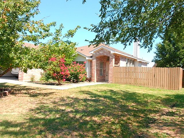1st image of 518 Lonestar Park Ln