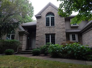 1987 Oak Bark Trl, Williamston, MI 48895