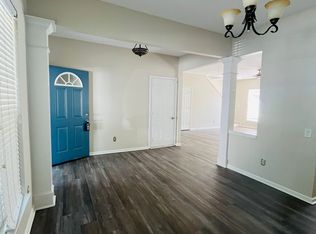 6623 Beverly Springs Dr, Charlotte, NC 28270