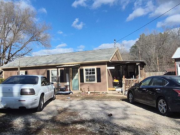 3rd image of 81 Claybough St