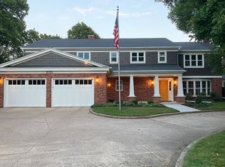 2030 Menominee Dr, Oshkosh, WI 54901