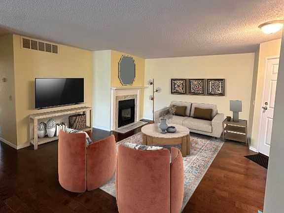4th image of 1104 W 57th St #207A-207A-207A