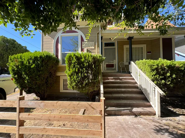 123 W Park St APT A, Stockton, CA 95202