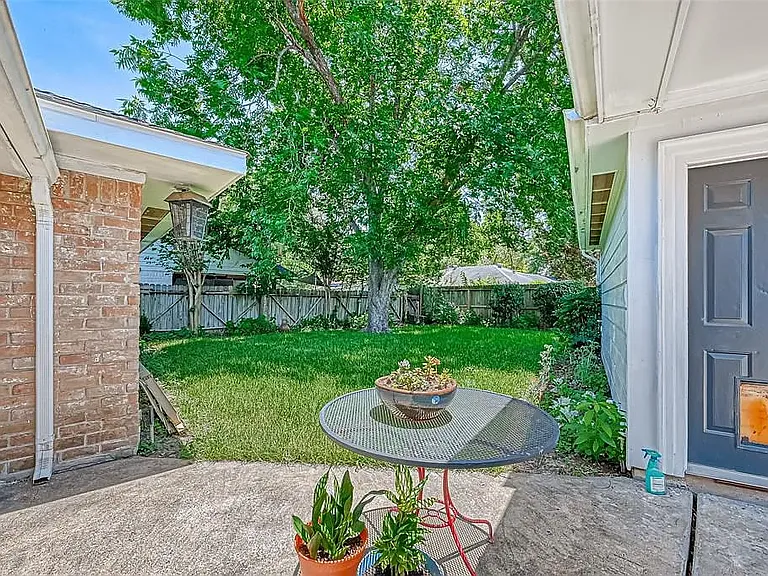 12823 Westhorpe Dr — Photo 24