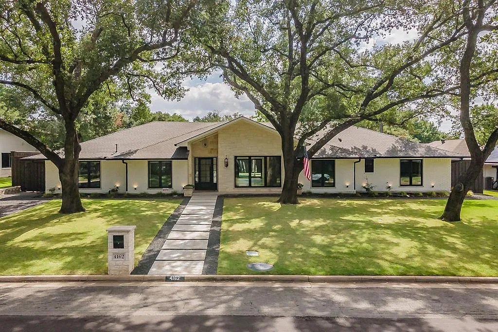 4 bed, 3.0 bath, 2871 sqft, $13,250 — Photo 1