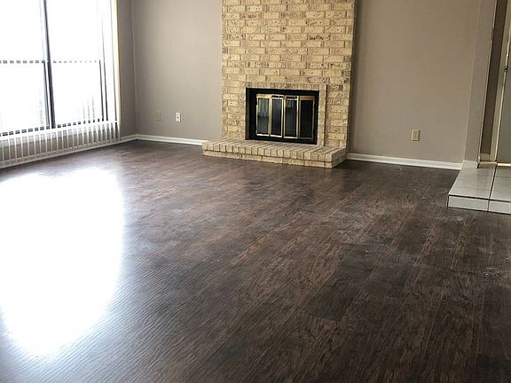 3rd image of 11843 Braesview APT 1013
