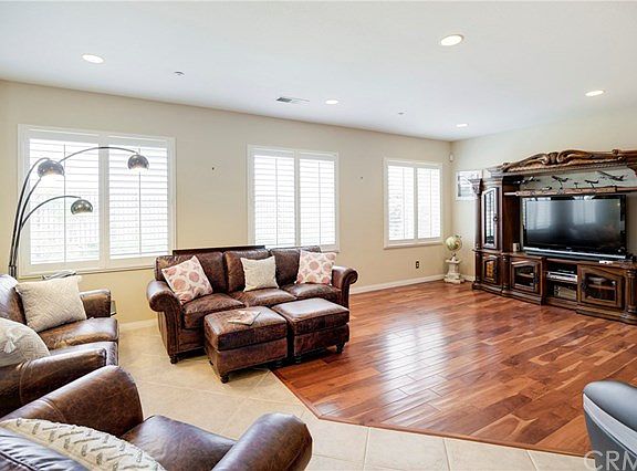 3rd image of 13131 Mira Mar Dr
