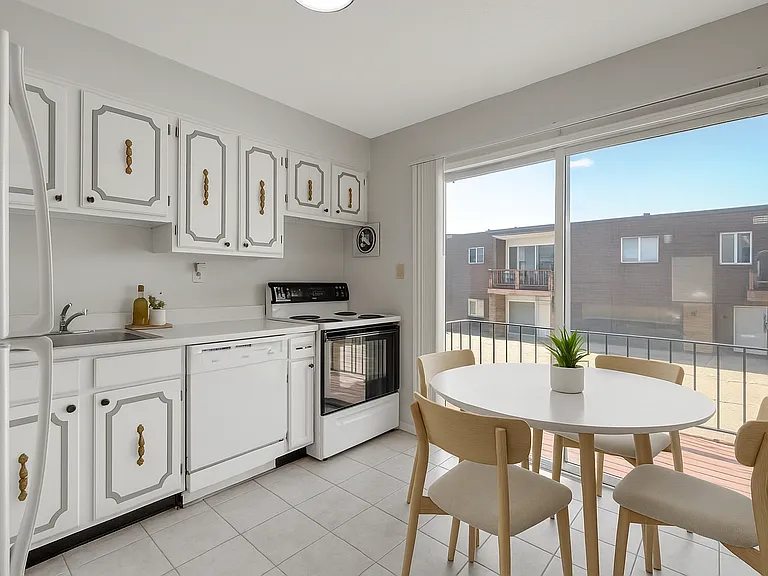 454 Market St #6-31 — Photo 7