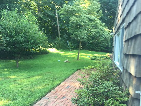5th image of 12 Frost Creek Dr