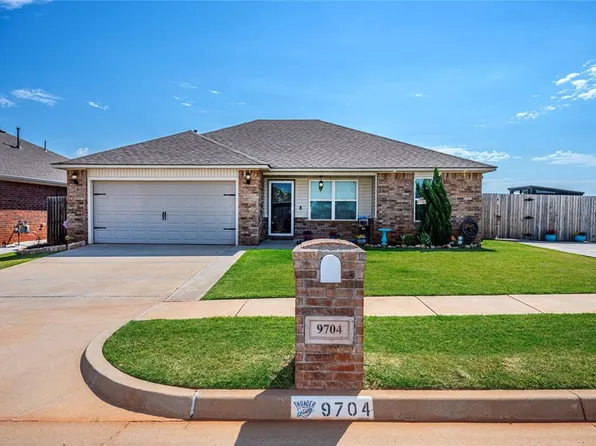 9704 Emilee Grace Ln, Moore, OK 73160