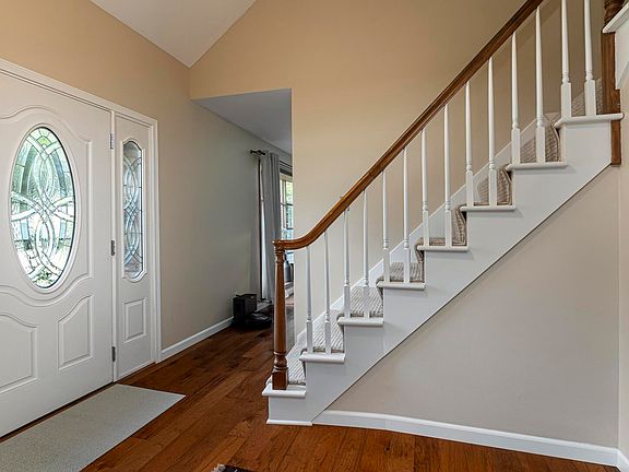 3rd image of 2919 W Kent Dr