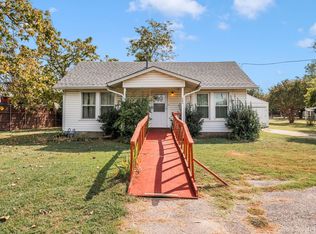 121 Cheek Sparger Rd, Colleyville, TX 76034