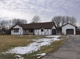 W322S7833 Claire Dr, Mukwonago, WI 53149