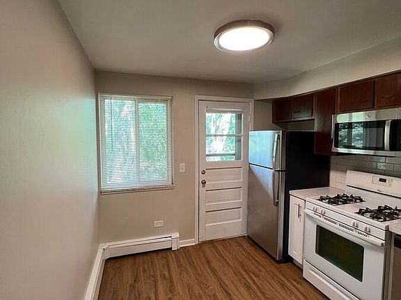 3rd image of 320 N Harvard Ave #F