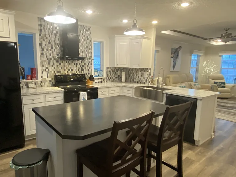 112 Crossways Dr — Photo 2