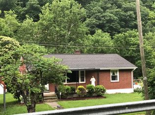3846 Kellysville Rd, Princeton, WV 24739