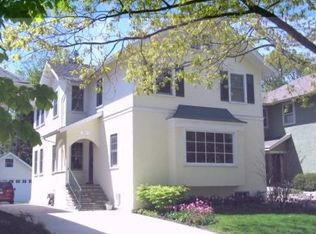 111 3rd St, Wilmette, IL 60091