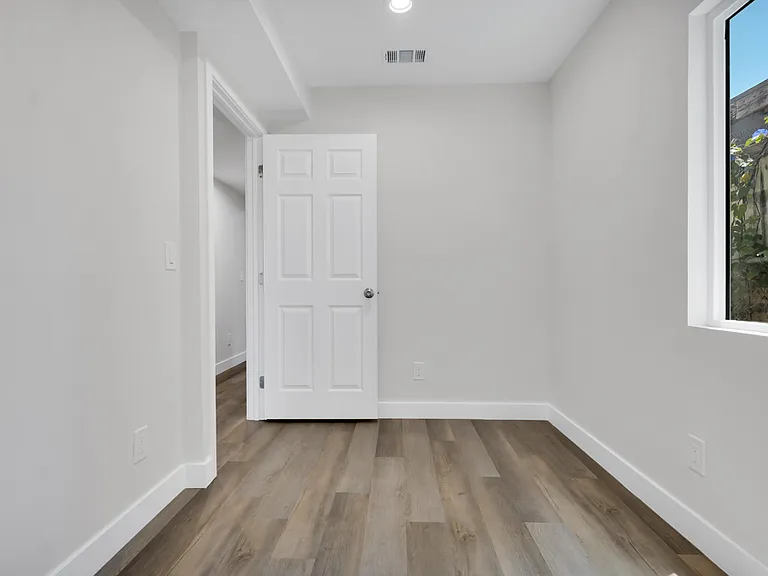 1234A W 89th St #A — Photo 16