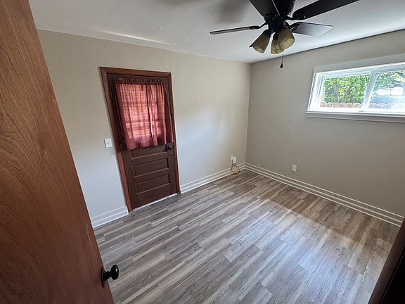 4th image of 912 Ransom St