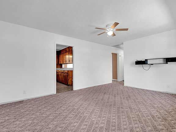 4th image of 311 Lester Ave