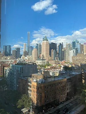 Rented by Fischer Group Realty, LLC | media 8