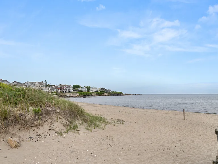 24 Dunes Rd — Photo 4