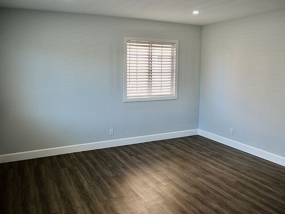 4th image of 7116 S La Cienega Blvd #2