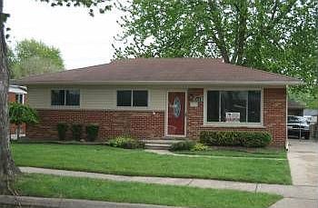 1st image of 22204 Barton St