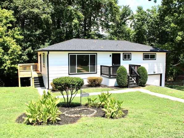 2815 Ridgecrest Dr, Chattanooga, TN 37406