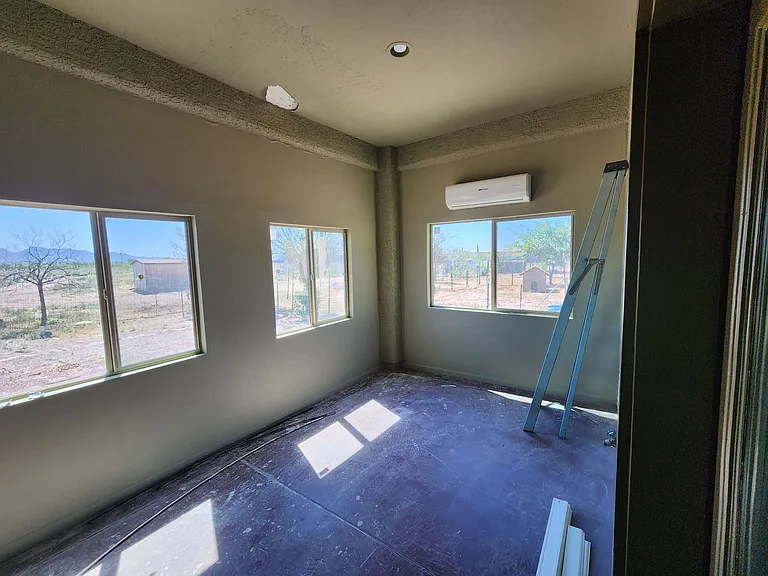 1050 W Rochin Rd — Photo 37