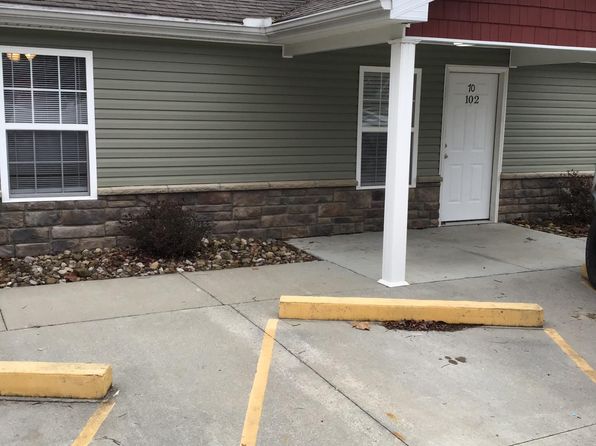 70 E 5th St #102, The Plains, OH 45780