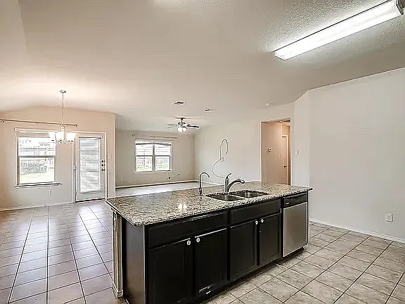 5407 Two Brothers Ln — Photo 8