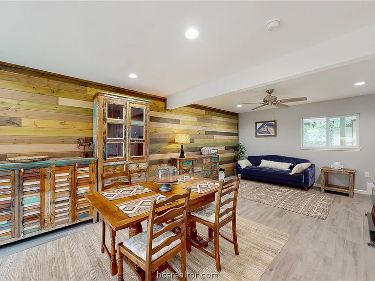 513 Boyett St #1 — Photo 6