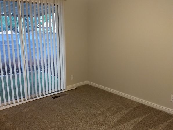 438 Stone Mountain Dr UNIT 4, Saint George, UT 84770