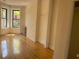 Rented by Premier Metro Realty Corp