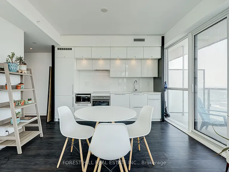 15 Grenville St #4708 — Photo 14