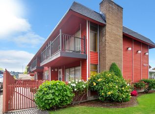 527 Williams Ave N #102, Renton, WA 98057