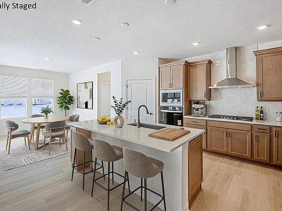 3rd image of 1848 Zucchina Dr Lot 207