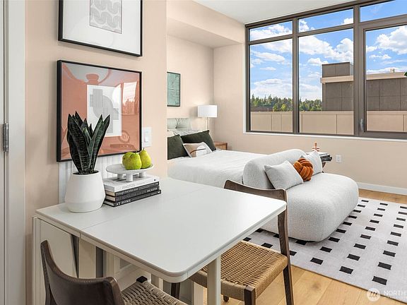 4th image of 10232 NE 10th Street #805