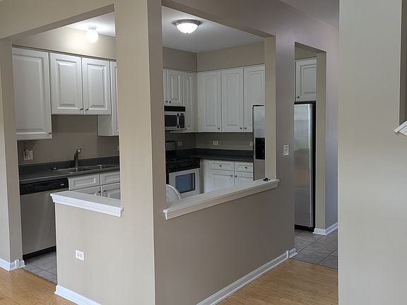 5th image of 2808 Rutland Cir