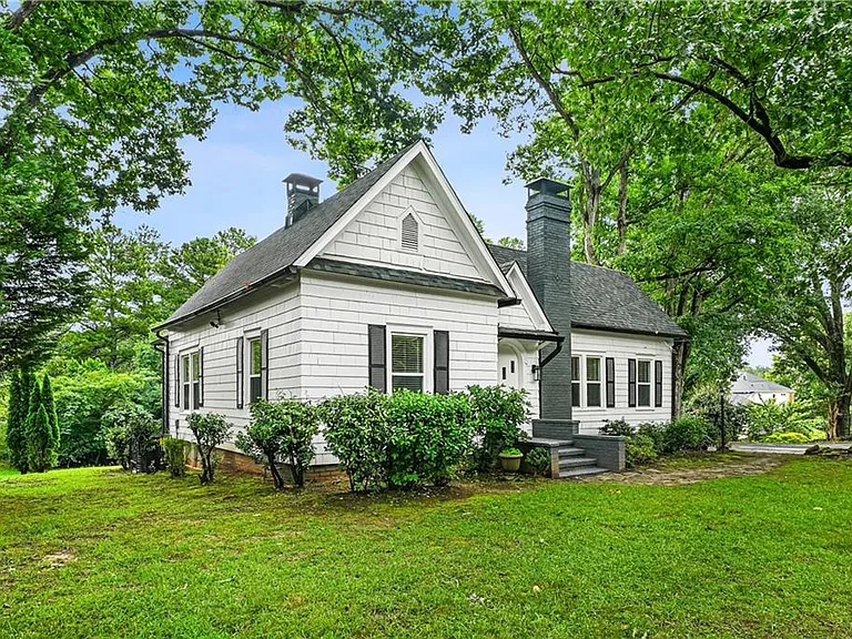 5383 Tilly Mill Rd — Photo 4