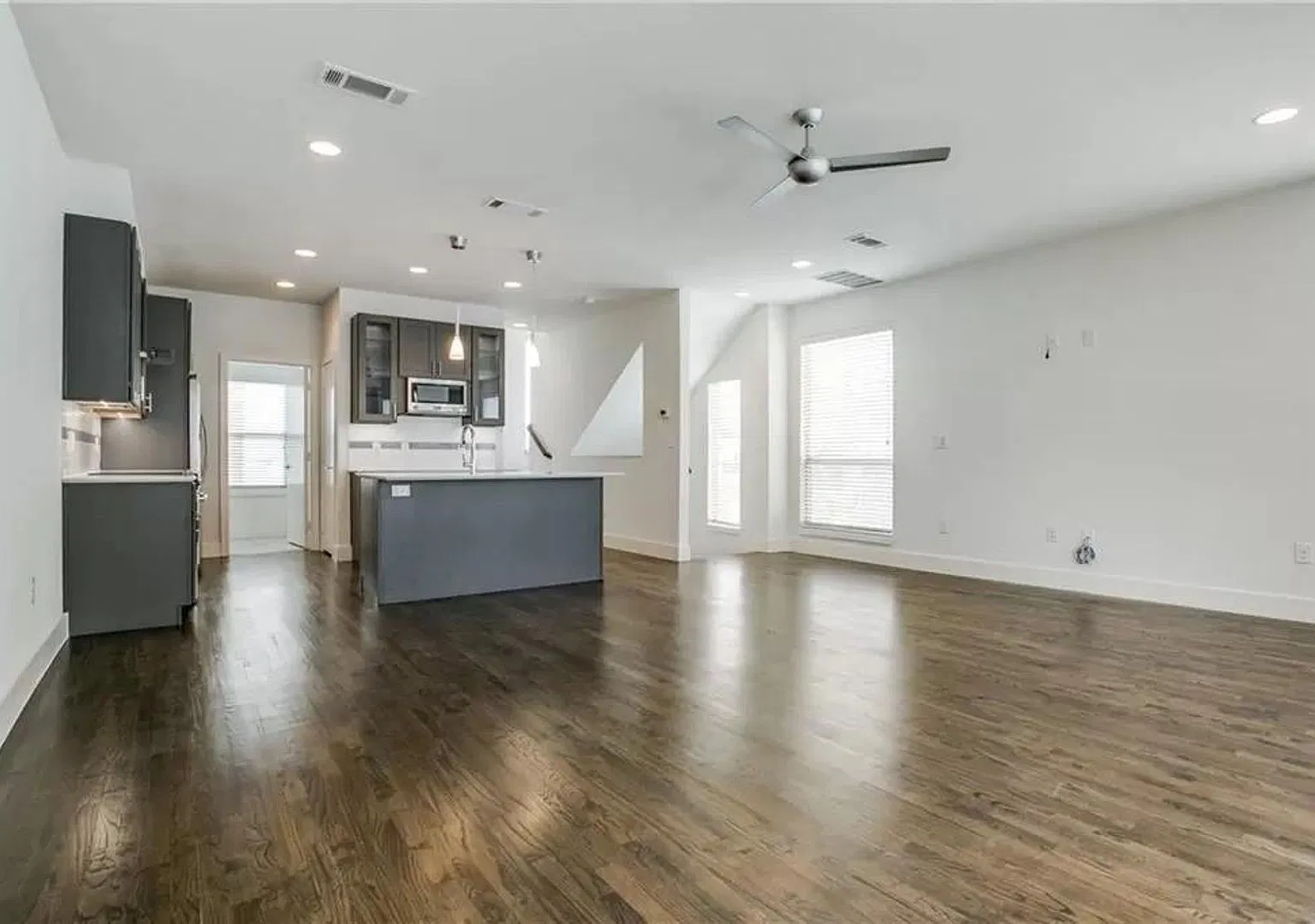 4303 Cole Ave — Photo 1
