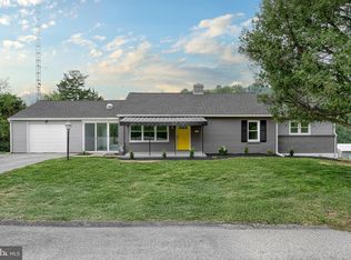 9292 E Springfield Rd, Seven Valleys, PA 17360