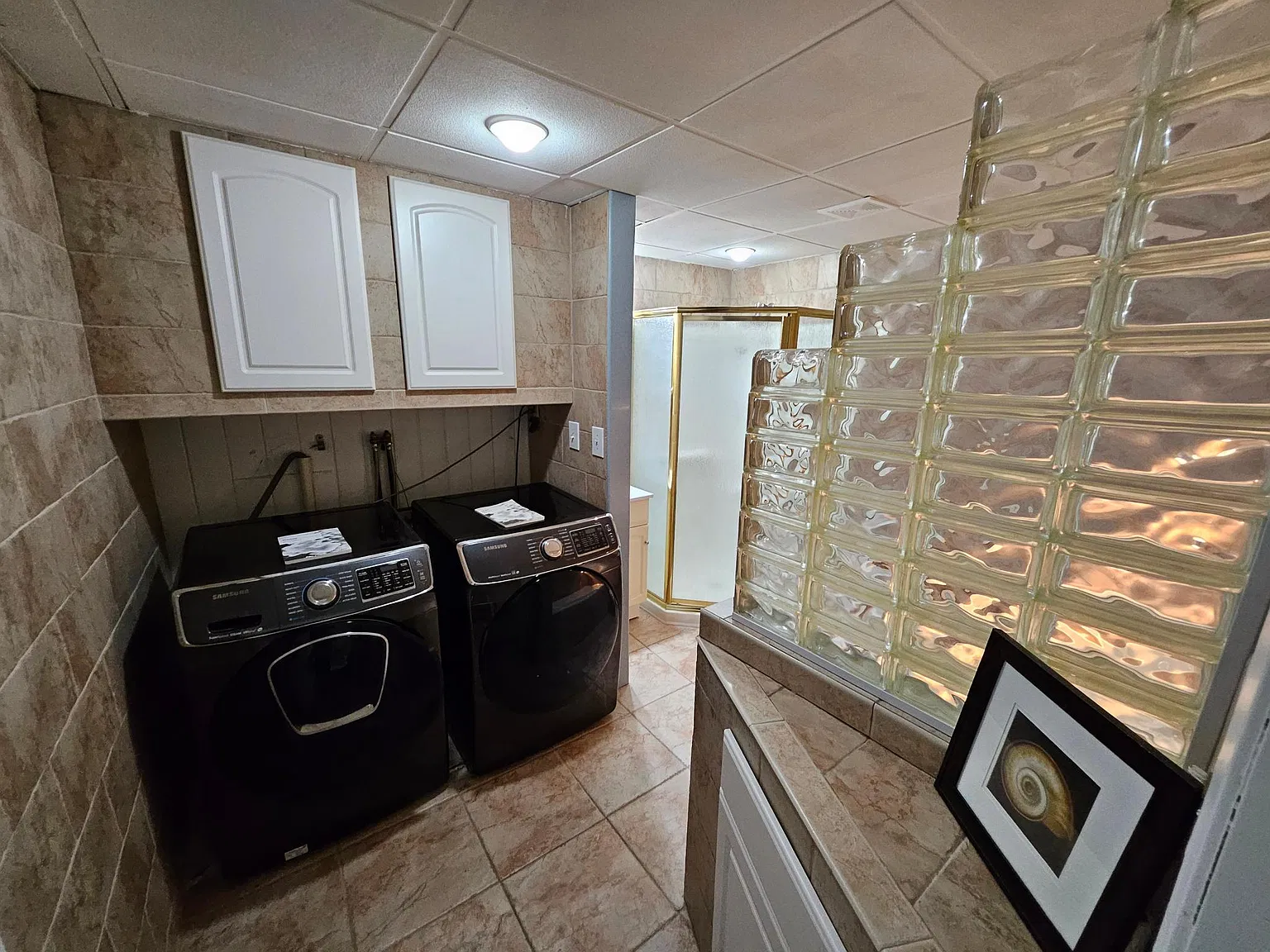 2 bed, 2.5 bath, 1476 sqft, $3,700 — Photo 4
