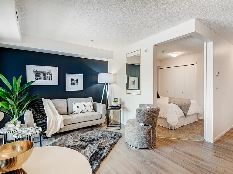 905 Evanston Dr NW — Photo 23