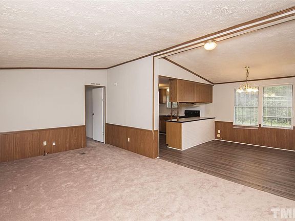 4th image of 108 Antler Dr