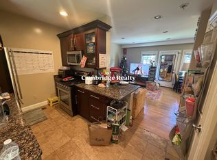 323-325 Elm St #325-2, Cambridge, MA 02139