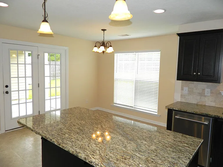 498 Sebastian Dr — Photo 18